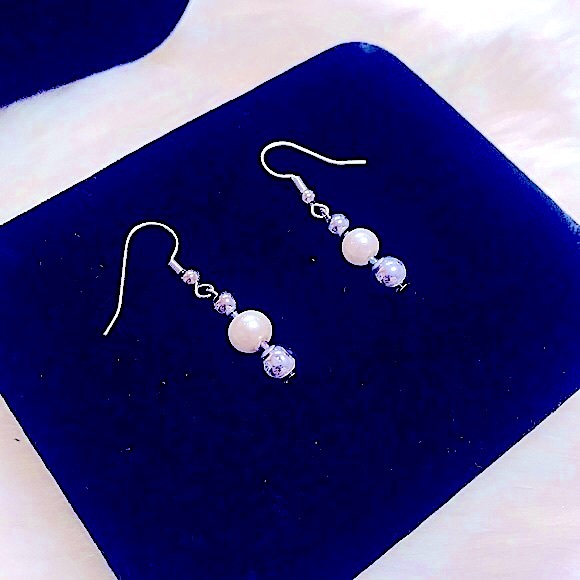 🆕Classy•Chic Silver Hypoallergenic Pearly Beaded Dangles Earrings 4_Pierced👂🏻 - Picture 2 of 15